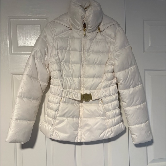 GUESS Women's Snow White Puffer Coat Jacket with Gold Belt Après Ski - Picture 3 of 10